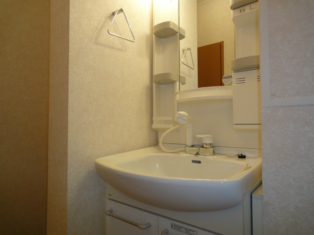 洗面設備　＊他室の写真です。