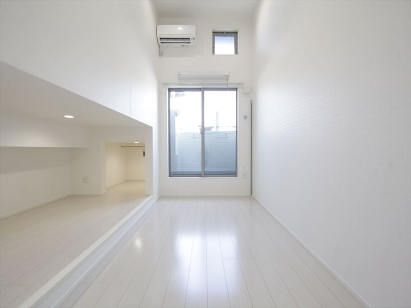 居室・リビング　洋室5.1帖　アンダーロフト5.3帖（寝室としても使えます）