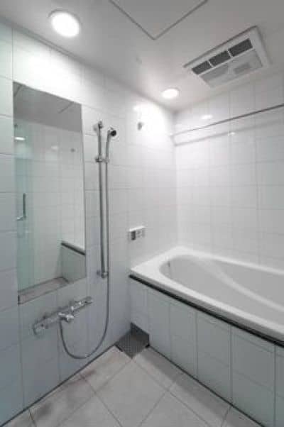 バス・シャワールーム　※別部屋の参考写真です。