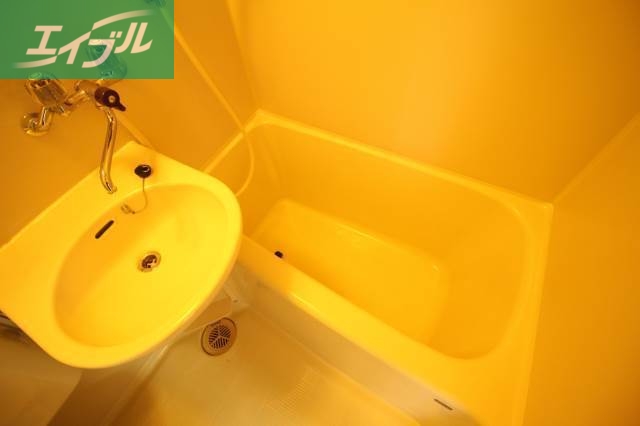 バス・シャワールーム　バスルーム