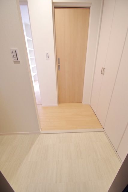 玄関　★お部屋探しはタウンハウジング稲田堤店まで★