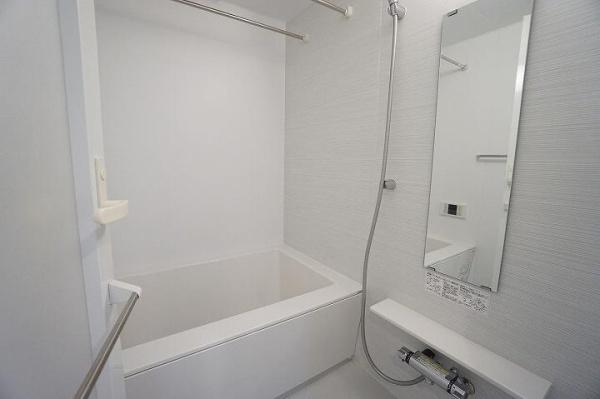 バス・シャワールーム　※写真は別部屋、イメージ写真です。