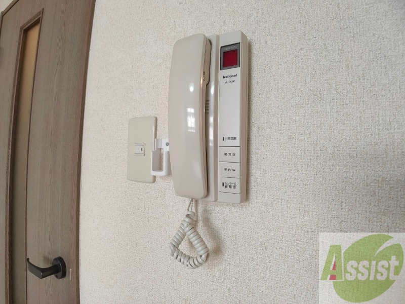セキュリティ　インターホンで来客確認ができます。安心ですね。