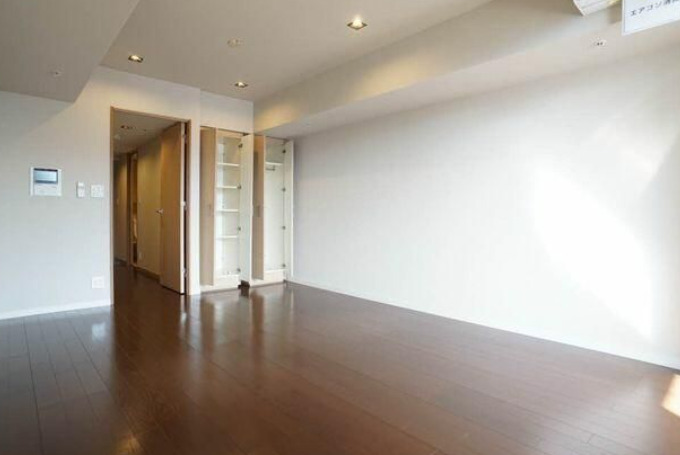 居室・リビング　別号室参考写真