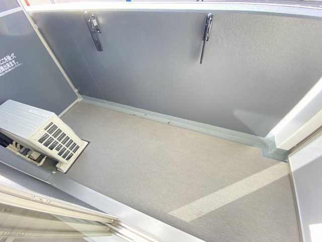 バルコニー　開放的で明るい空間を演出してくれるバルコニーです