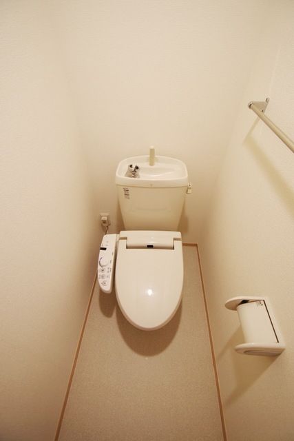 トイレ　★お部屋探しはタウンハウジング稲田堤店まで★