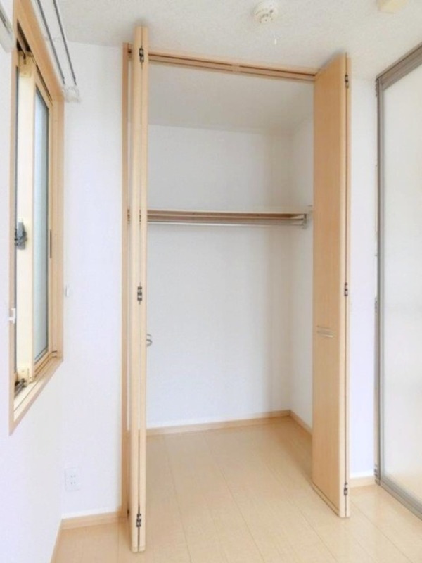 収納　図面と現状に相違がある場合には現状を優先