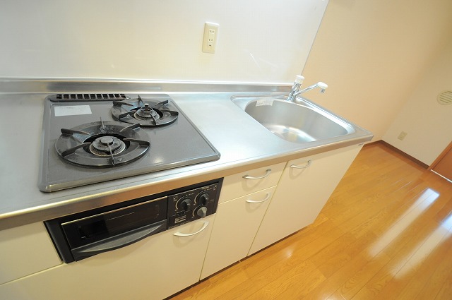 キッチン　※別部屋参考写真