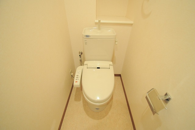 トイレ　※別部屋参考写真