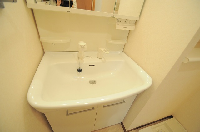 洗面設備　※別部屋参考写真