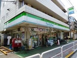 コンビニ　ファミリーマート桜丘三丁目店（コンビニ）まで1073m