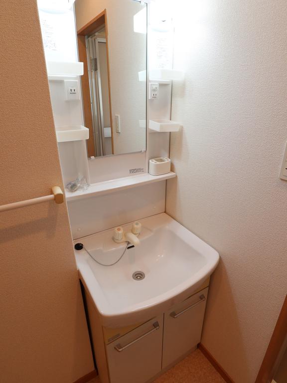 洗面設備　同タイプ　別部屋写真