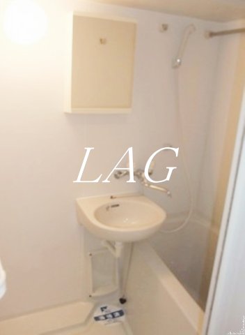 バス・シャワールーム　お風呂です。