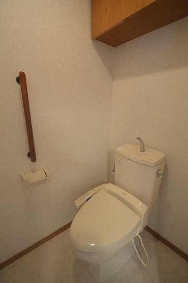 トイレ　別部屋参考写真