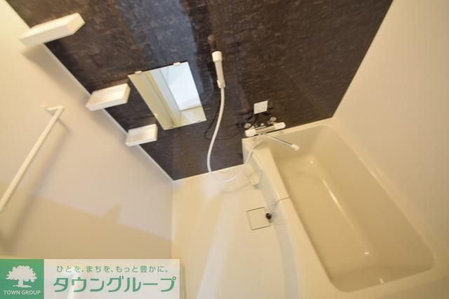 バス・シャワールーム　追い焚き機能付きの浴室