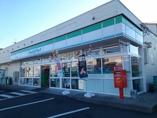 コンビニ　ファミリーマート 草津笠山店（コンビニ）まで1022m