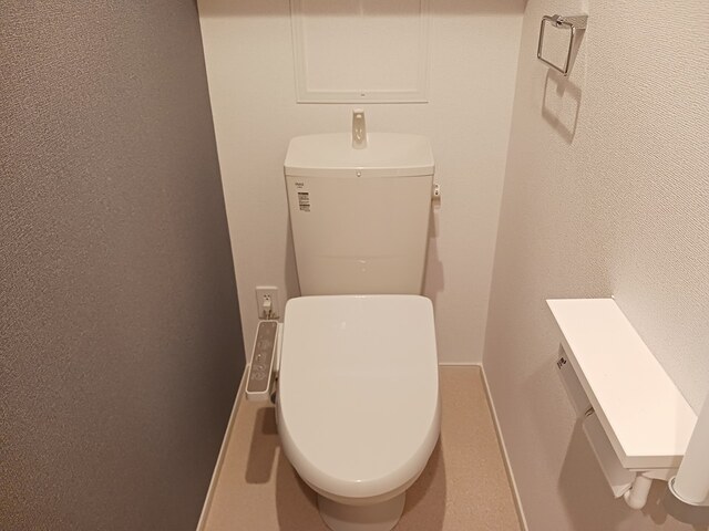 トイレ　トイレ