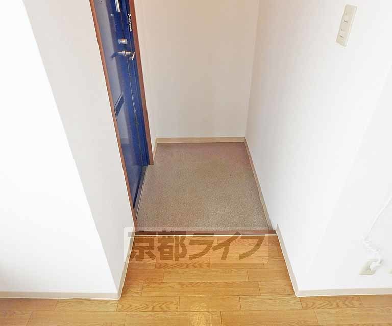 その他部屋・スペース　玄関から廊下にかけて