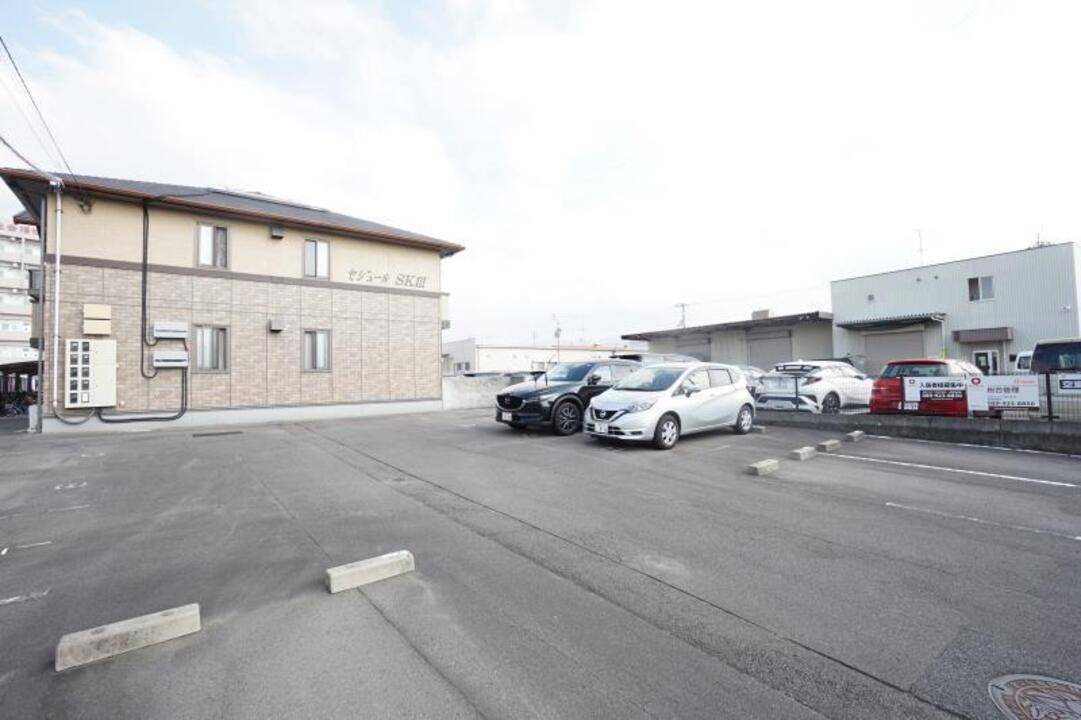 その他共有部分　駐車場