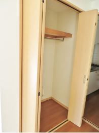 収納　（別タイプ参考写真）ヴェルデ王子II　北区王子1 ヴェルデ王子