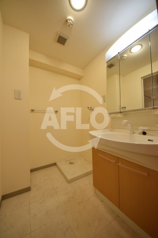 洗面設備　プレ上本町　洗面脱衣所