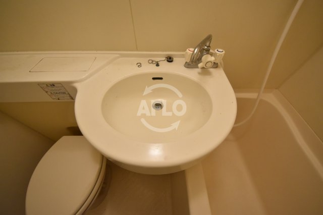 洗面設備　グランディ梅田北　洗面台