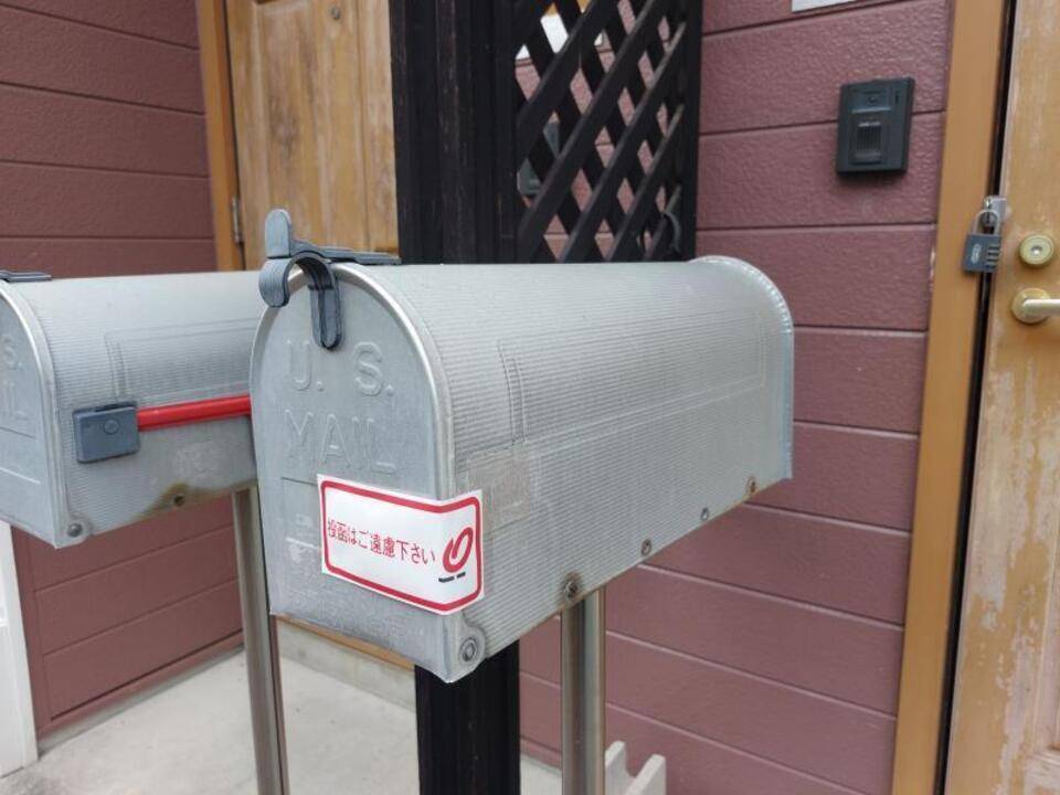 エントランス　メールBOX