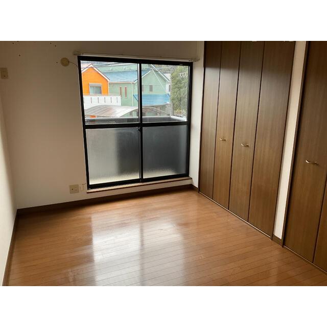 居室・リビング　こちらの居間で趣味の時間をお楽しみください