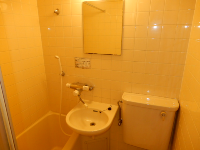 バス・シャワールーム