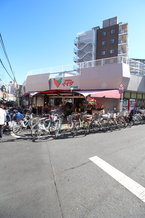 スーパー　コモディイイダ東十条店（スーパー）まで417m