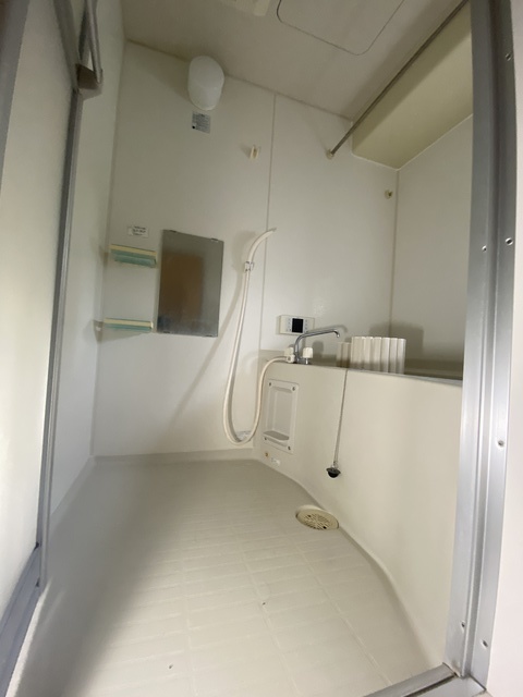 バス・シャワールーム　※別部屋参考写真