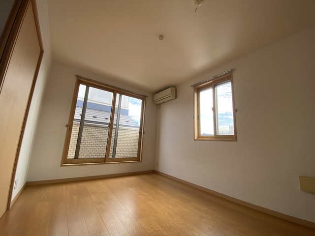 居室・リビング　※別部屋参考写真