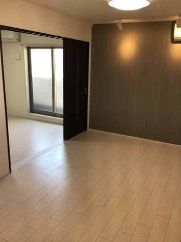 居室・リビング　同仕様