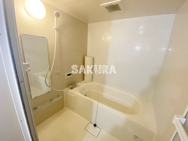 バス・シャワールーム　清潔感のある快適バスルーム♪