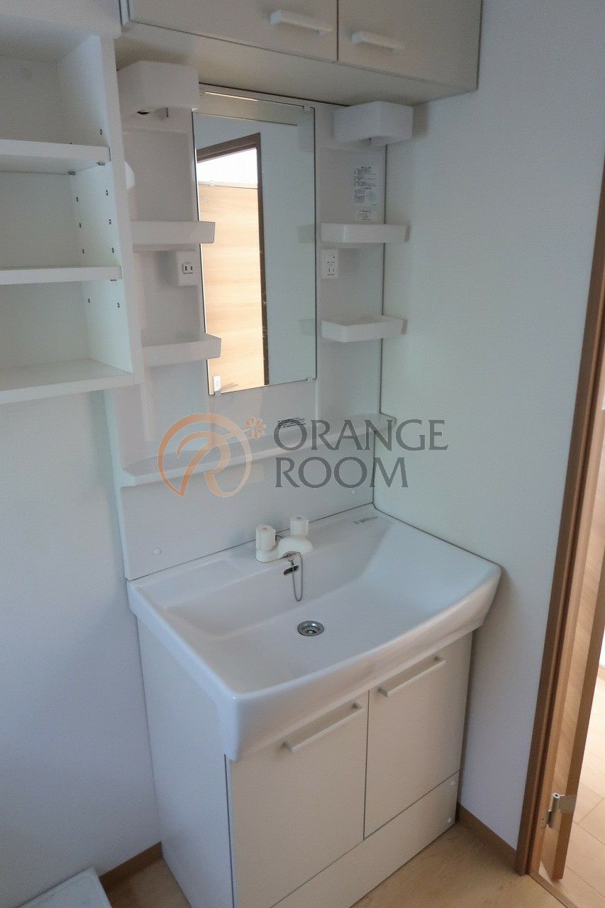 洗面設備　同建物参考写真