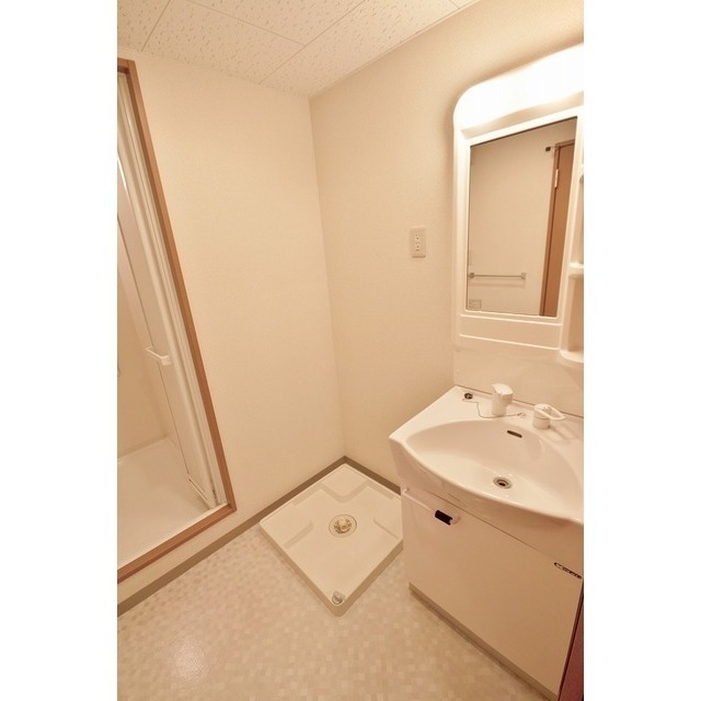 洗面設備　シャワー付き洗面台☆