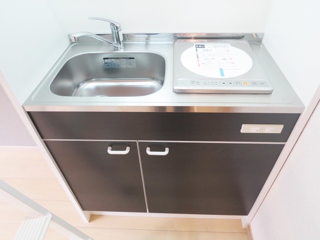 キッチン　１口IHコンロ完備！！