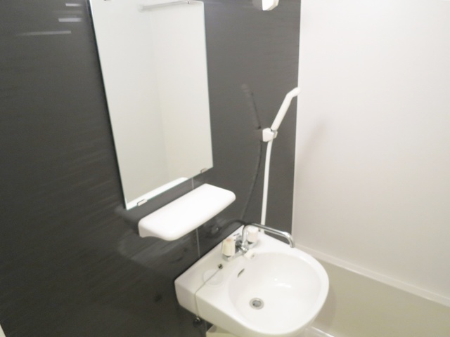 洗面設備　洗面台完備！！