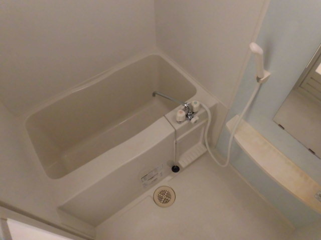 バス・シャワールーム　きれいなお風呂です