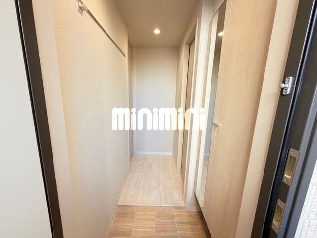 玄関　※３０４号室の写真です