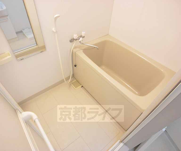 バス・シャワールーム　洋式のトイレです。