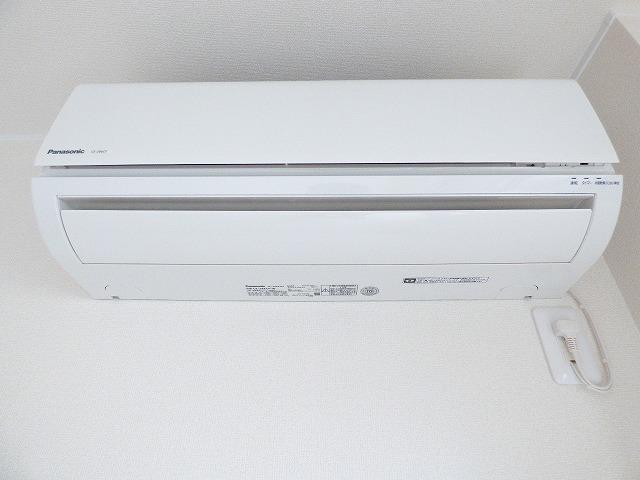 その他設備　室内エアコン付き♪