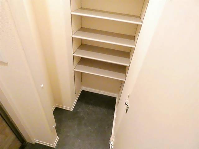 収納　シューズクローゼット