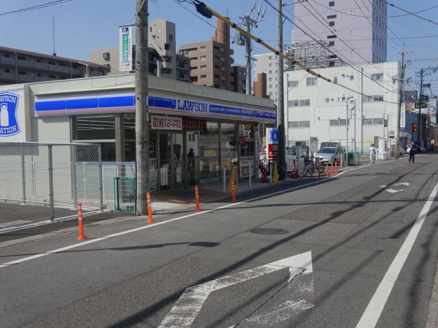 コンビニ　ローソン（コンビニ）まで260m