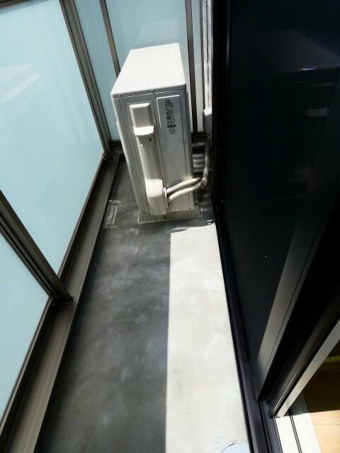 バルコニー　お洗濯にも便利なバルコニー付き