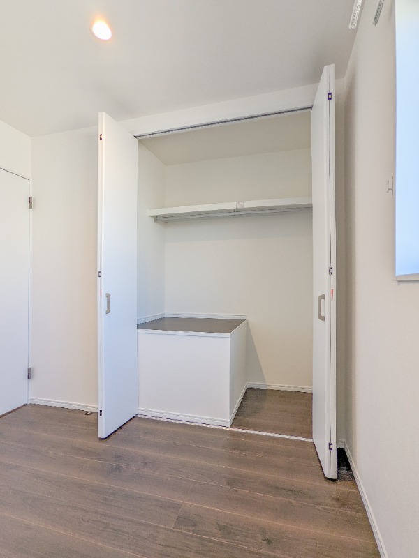 収納　図面と現状に相違がある場合には現状を優先