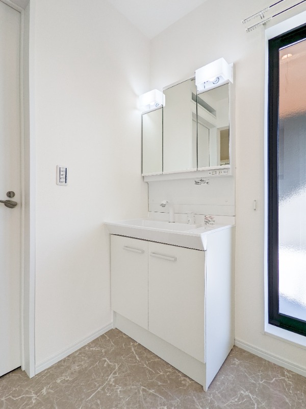 洗面設備　図面と現状に相違がある場合には現状を優先