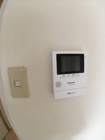 セキュリティ　モニター付きインターフォン