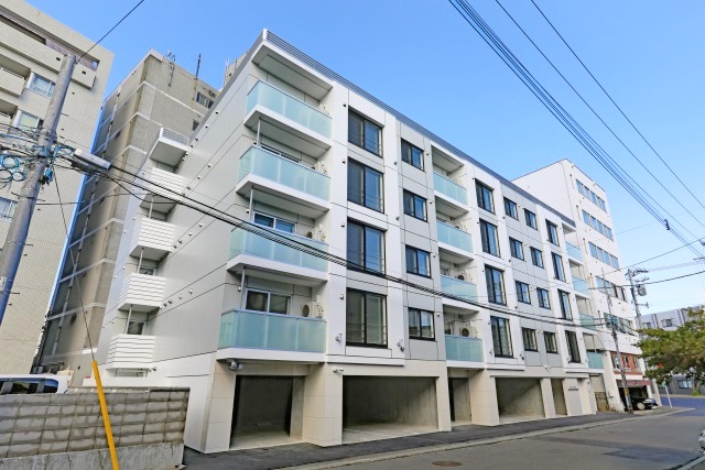 建物外観　★経済的な灯油ボイラー、ネット無料、エアコン