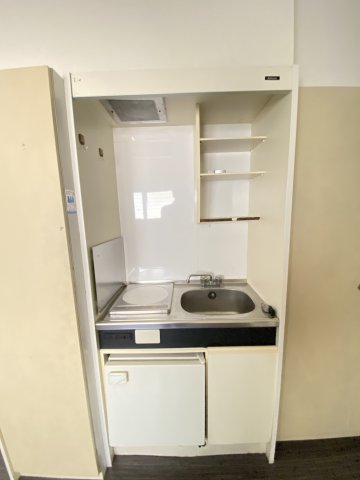 キッチン　壁付けキッチンでスペースを有効活用できます！